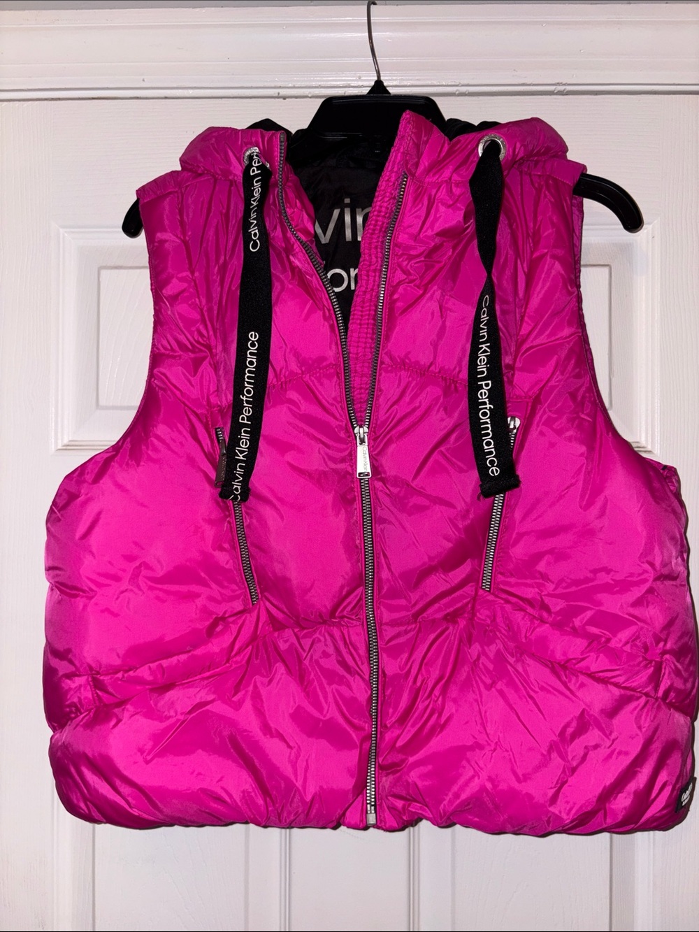 Calvin Klein Women’s Bright Pink Quilted Hooded Puffer Vest